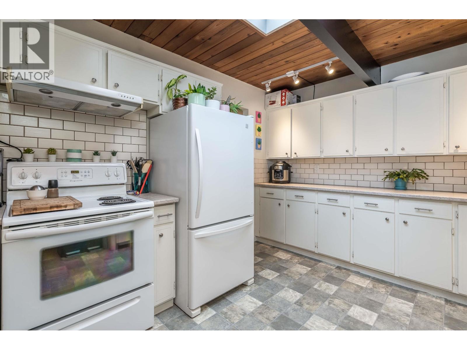 23830 130TH AVENUE, Maple Ridge