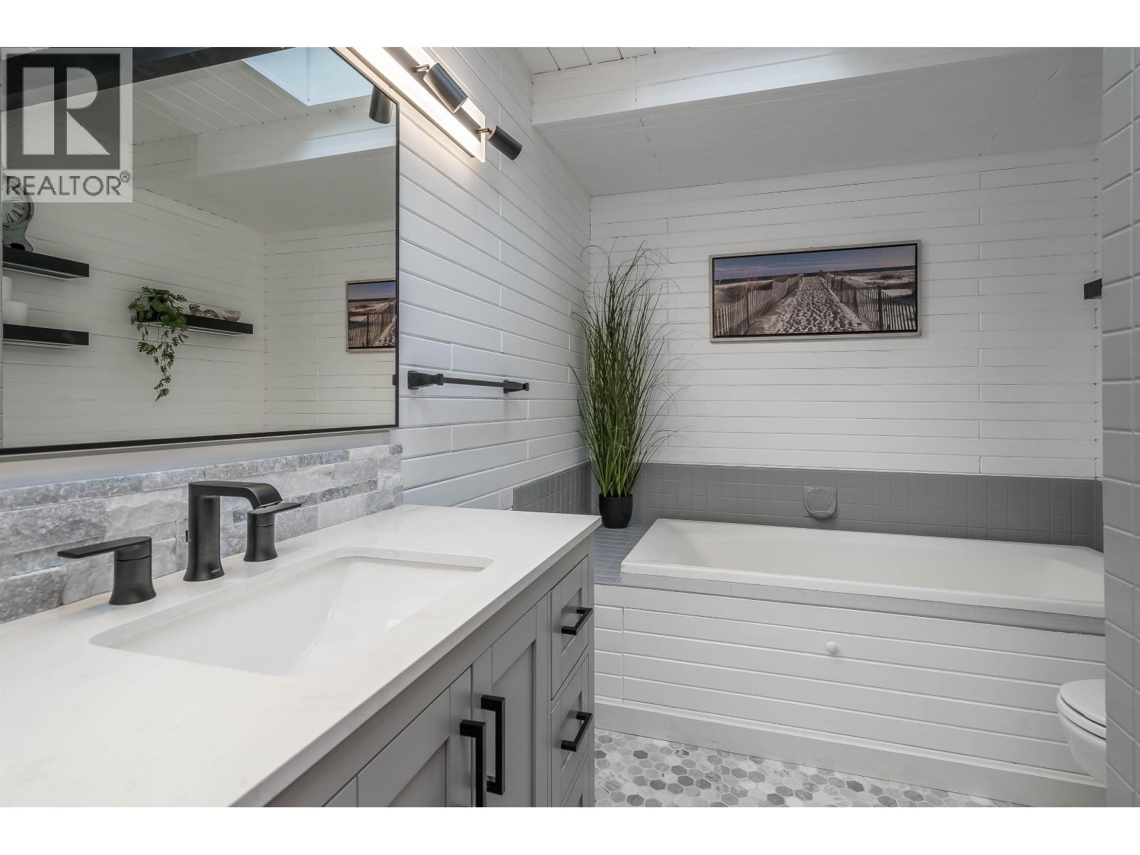 23830 130TH AVENUE, Maple Ridge