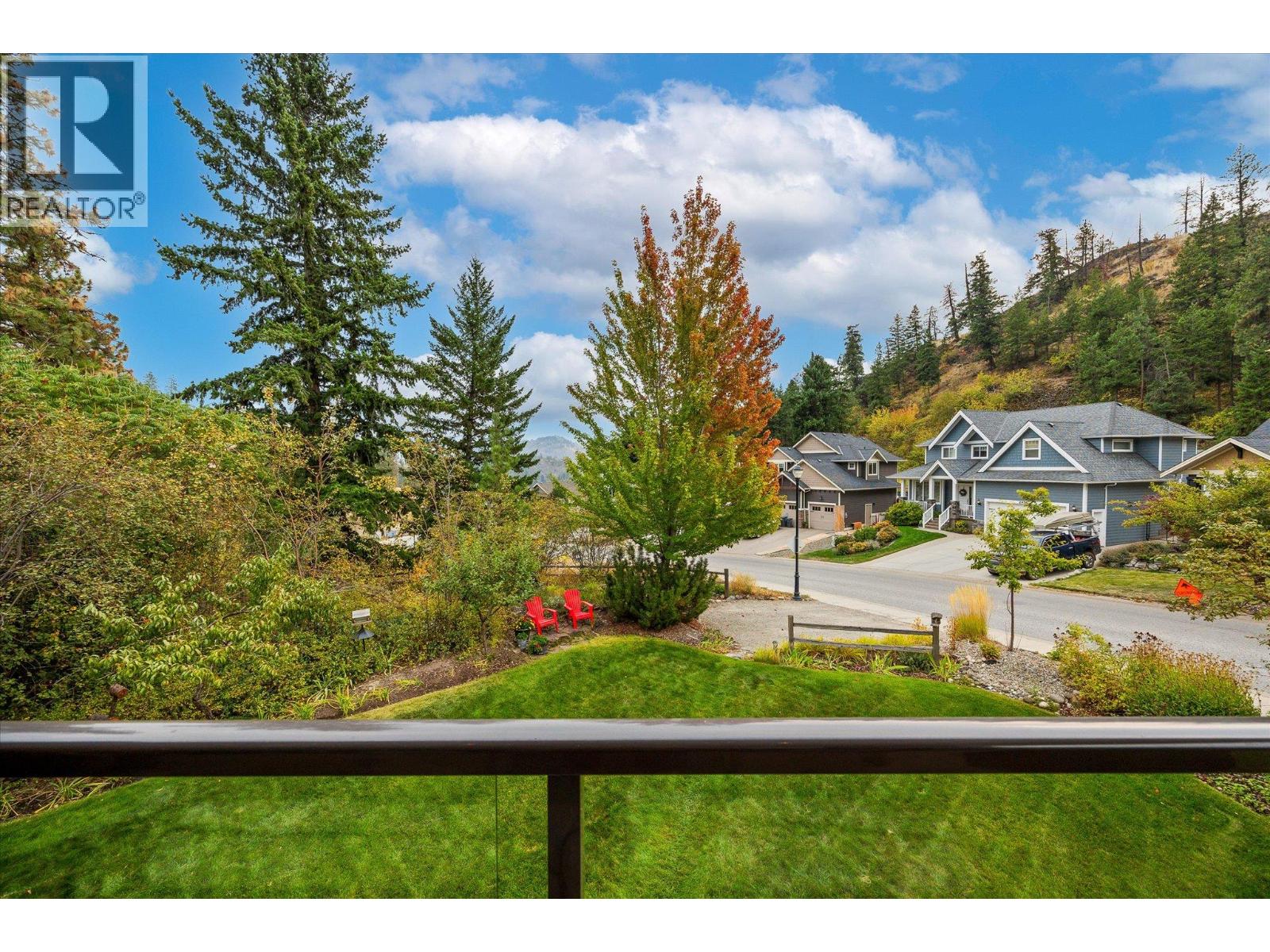  2551 Paramount Drive, West Kelowna