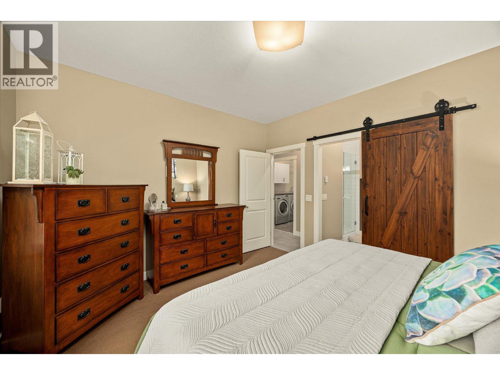  2551 Paramount Drive, West Kelowna