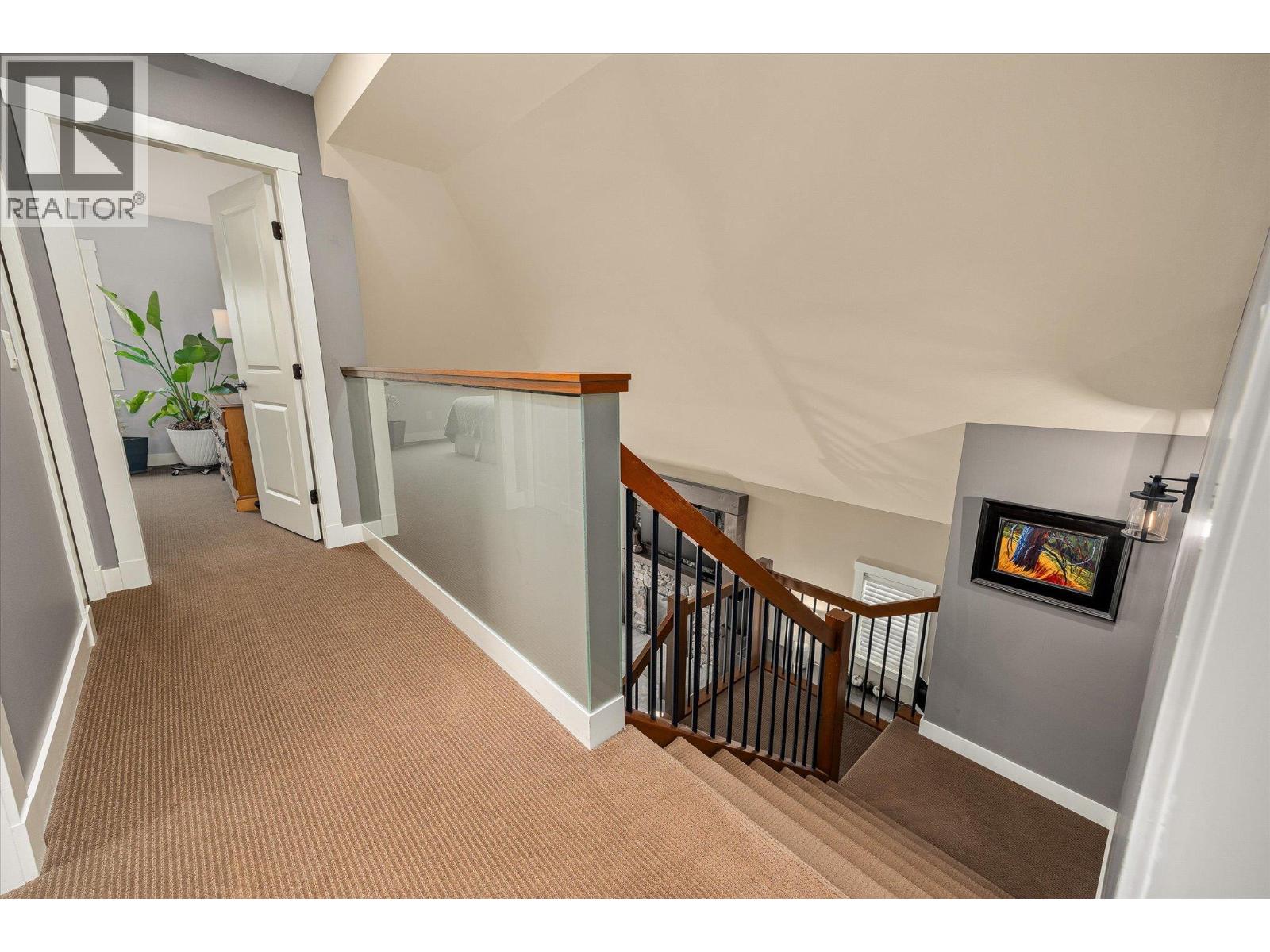  2551 Paramount Drive, West Kelowna