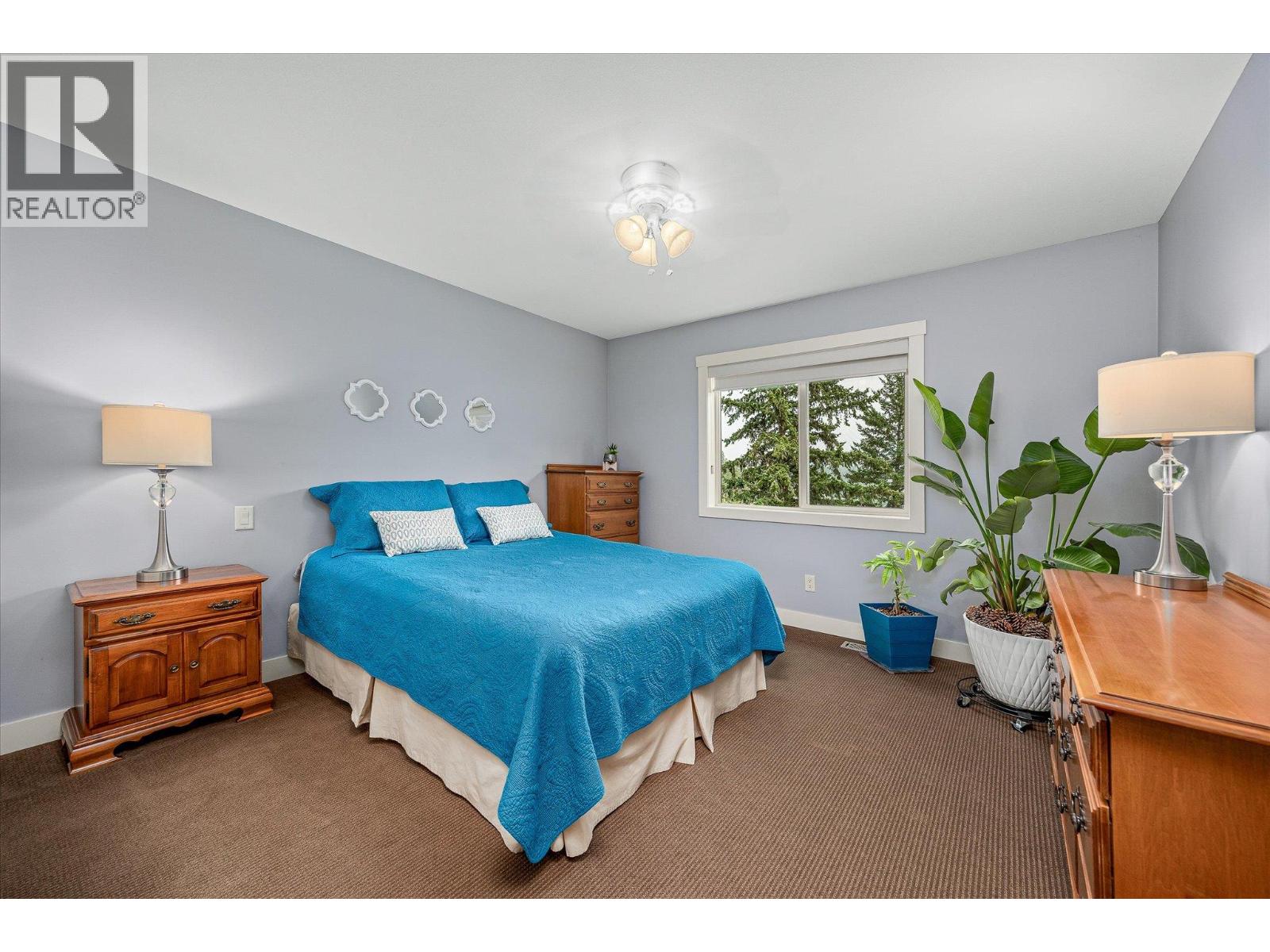  2551 Paramount Drive, West Kelowna