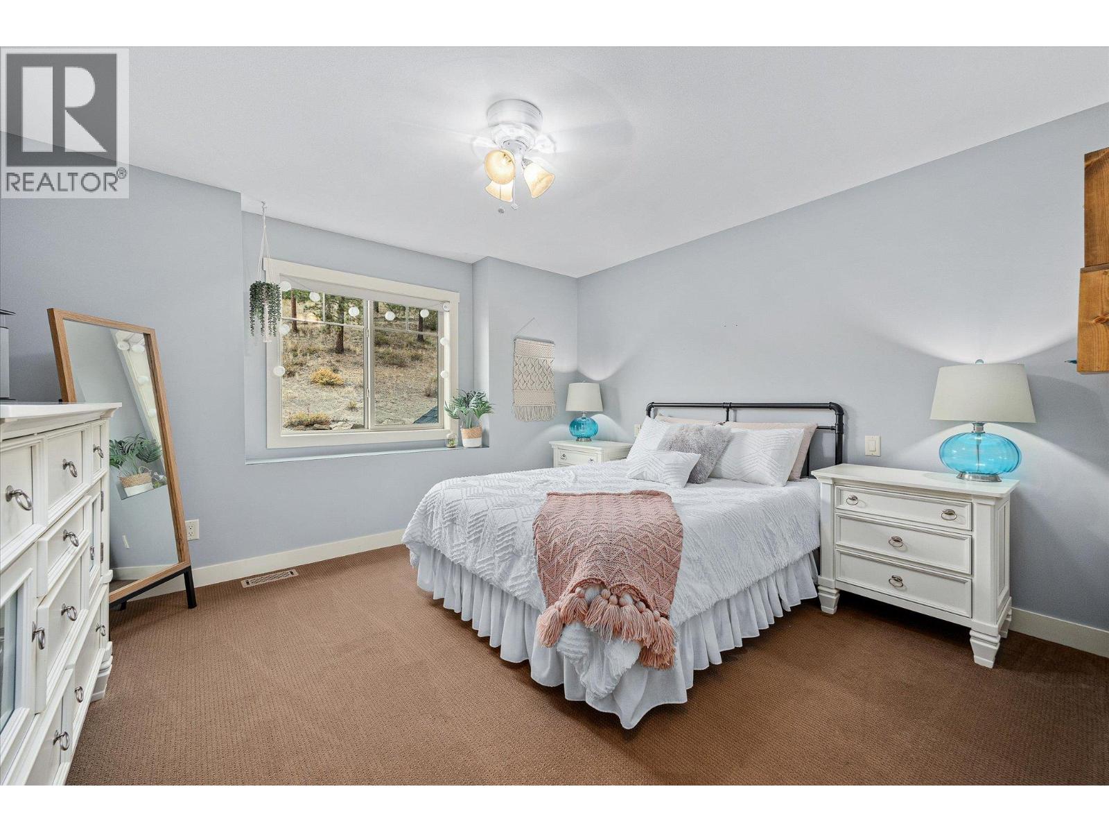  2551 Paramount Drive, West Kelowna