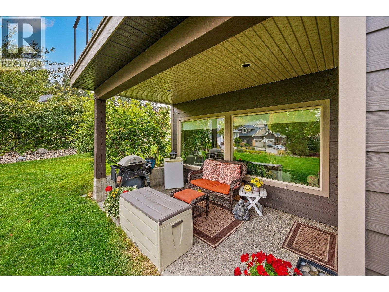  2551 Paramount Drive, West Kelowna
