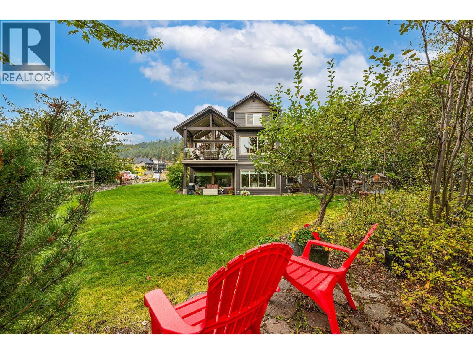  2551 Paramount Drive, West Kelowna
