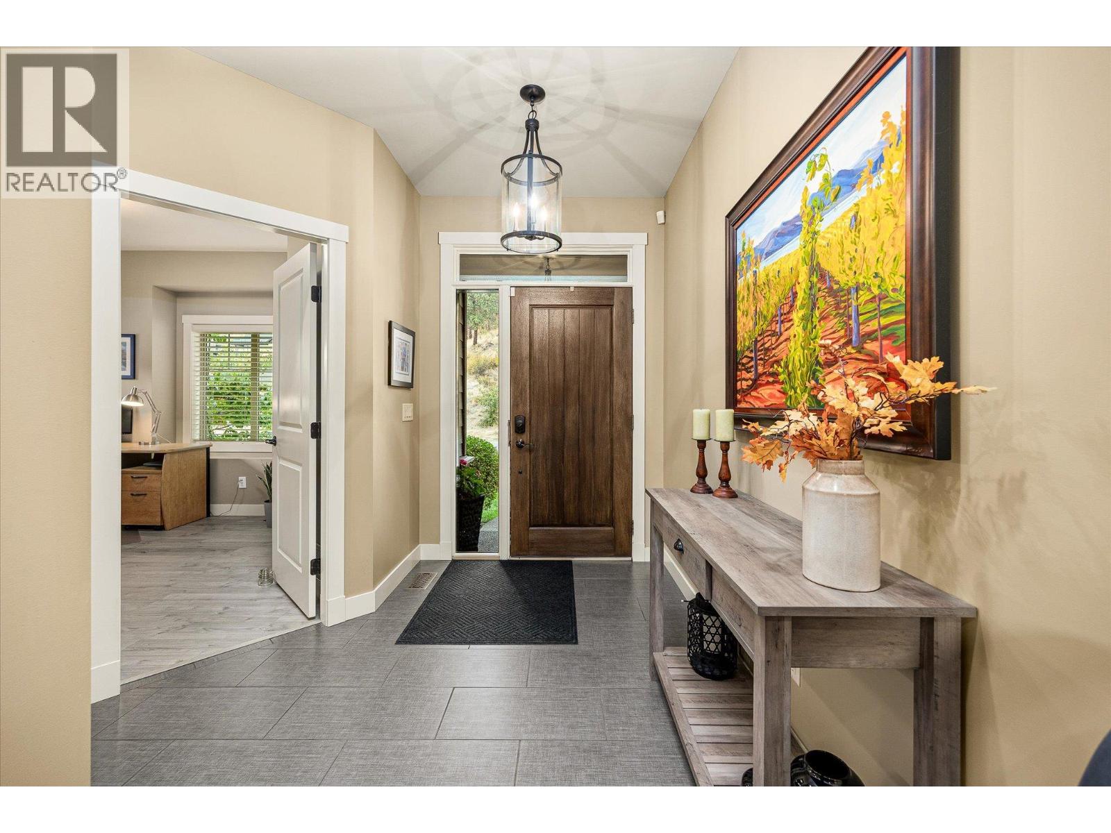  2551 Paramount Drive, West Kelowna