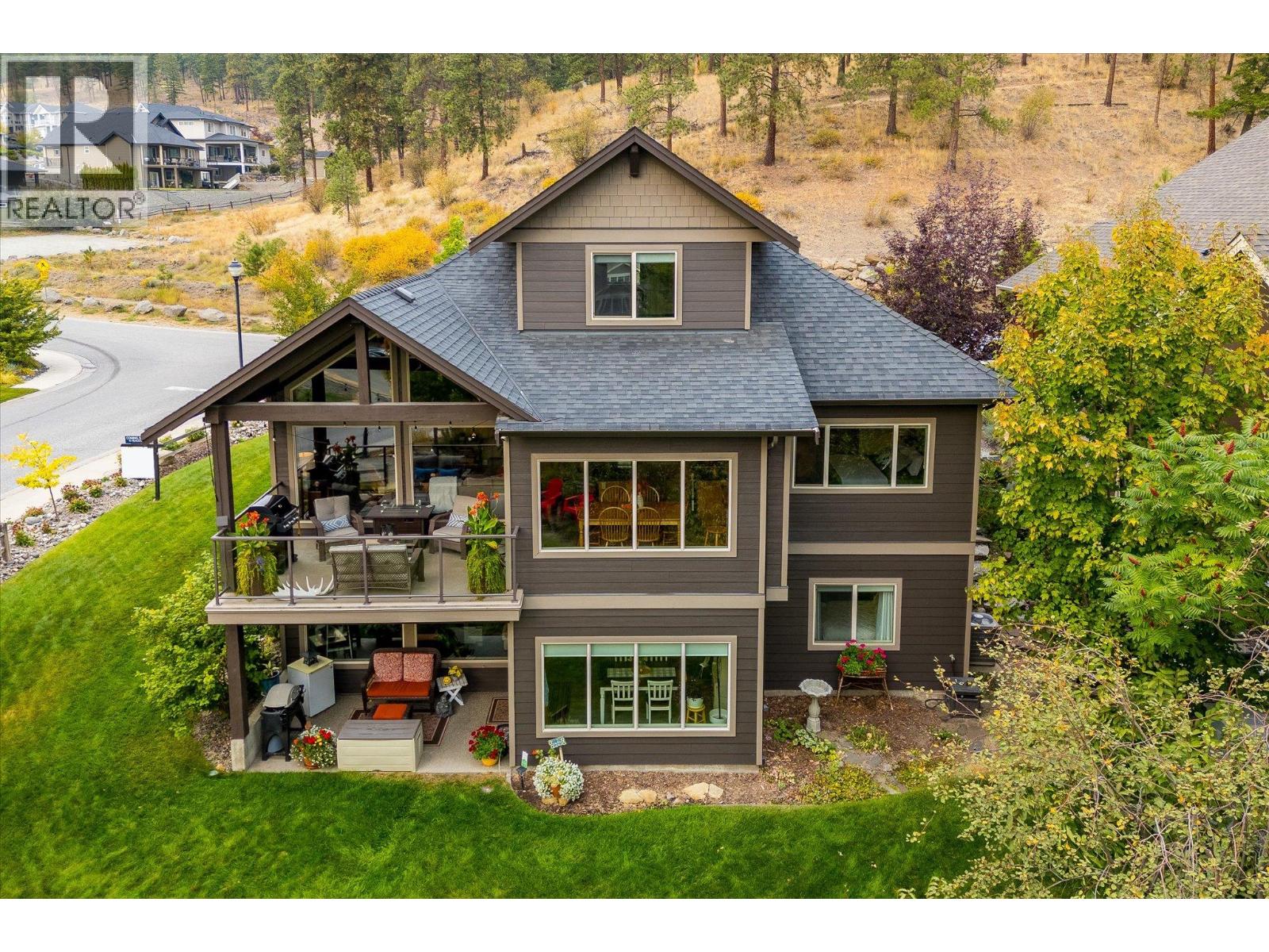  2551 Paramount Drive, West Kelowna
