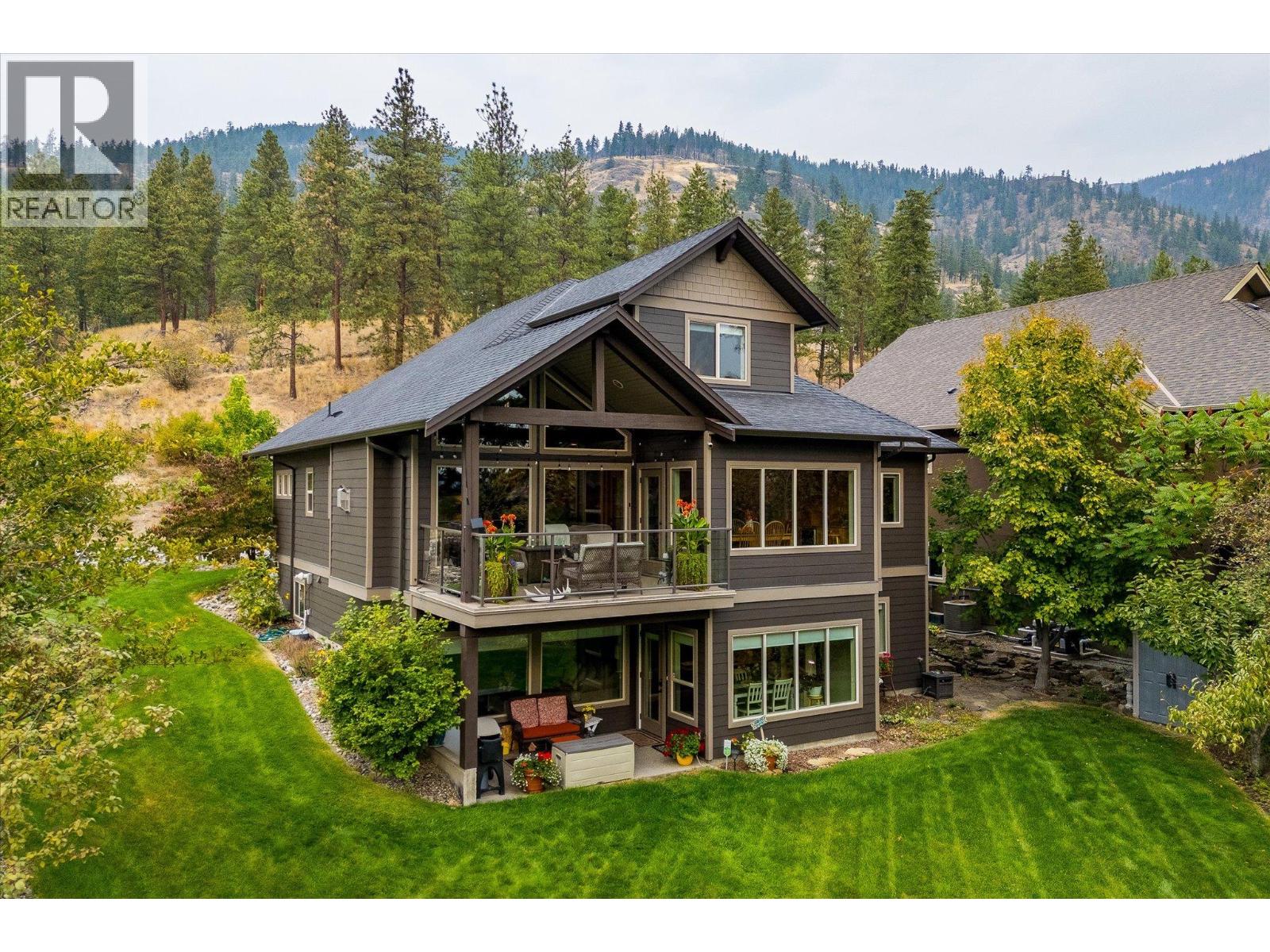  2551 Paramount Drive, West Kelowna