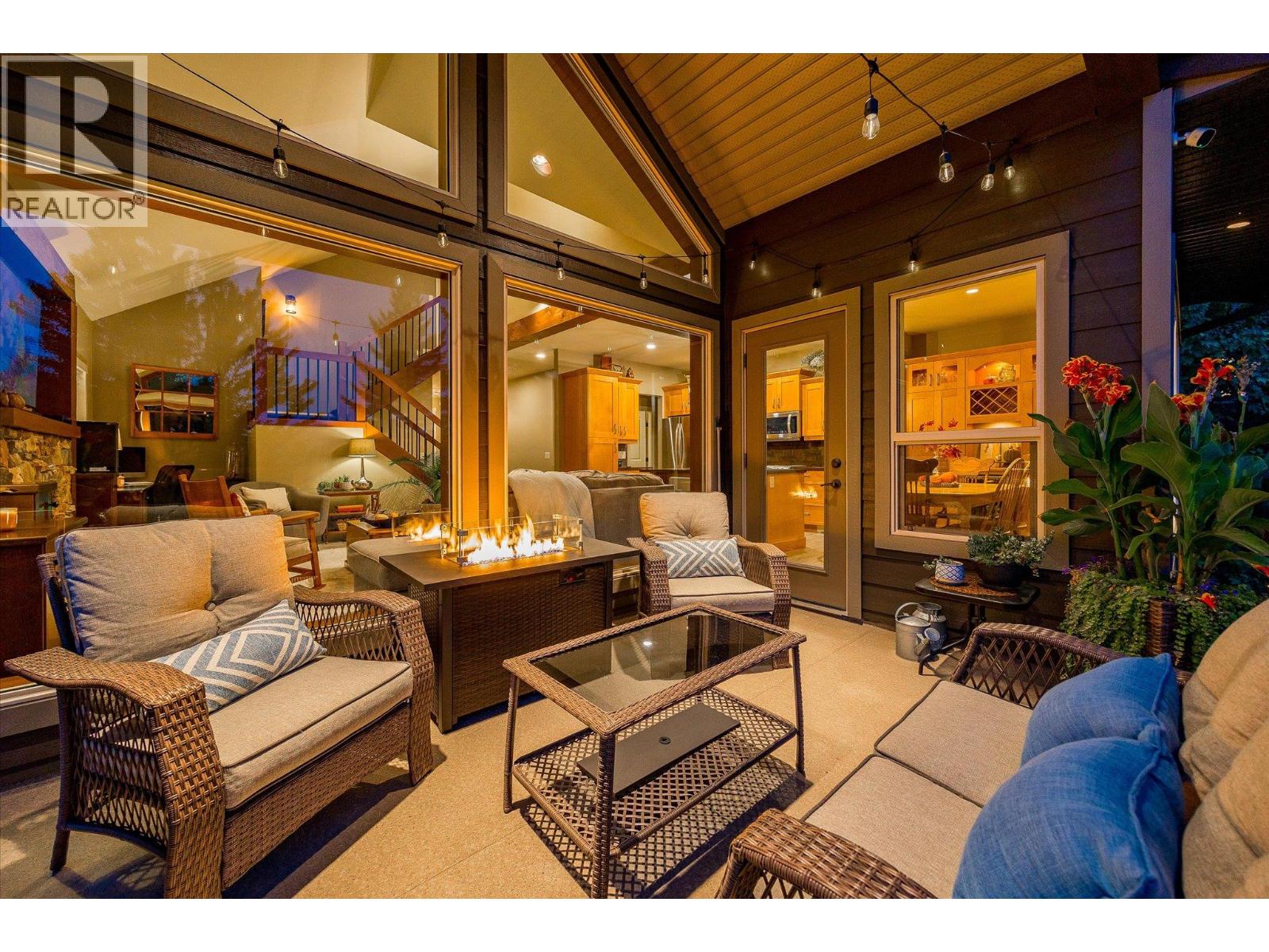  2551 Paramount Drive, West Kelowna