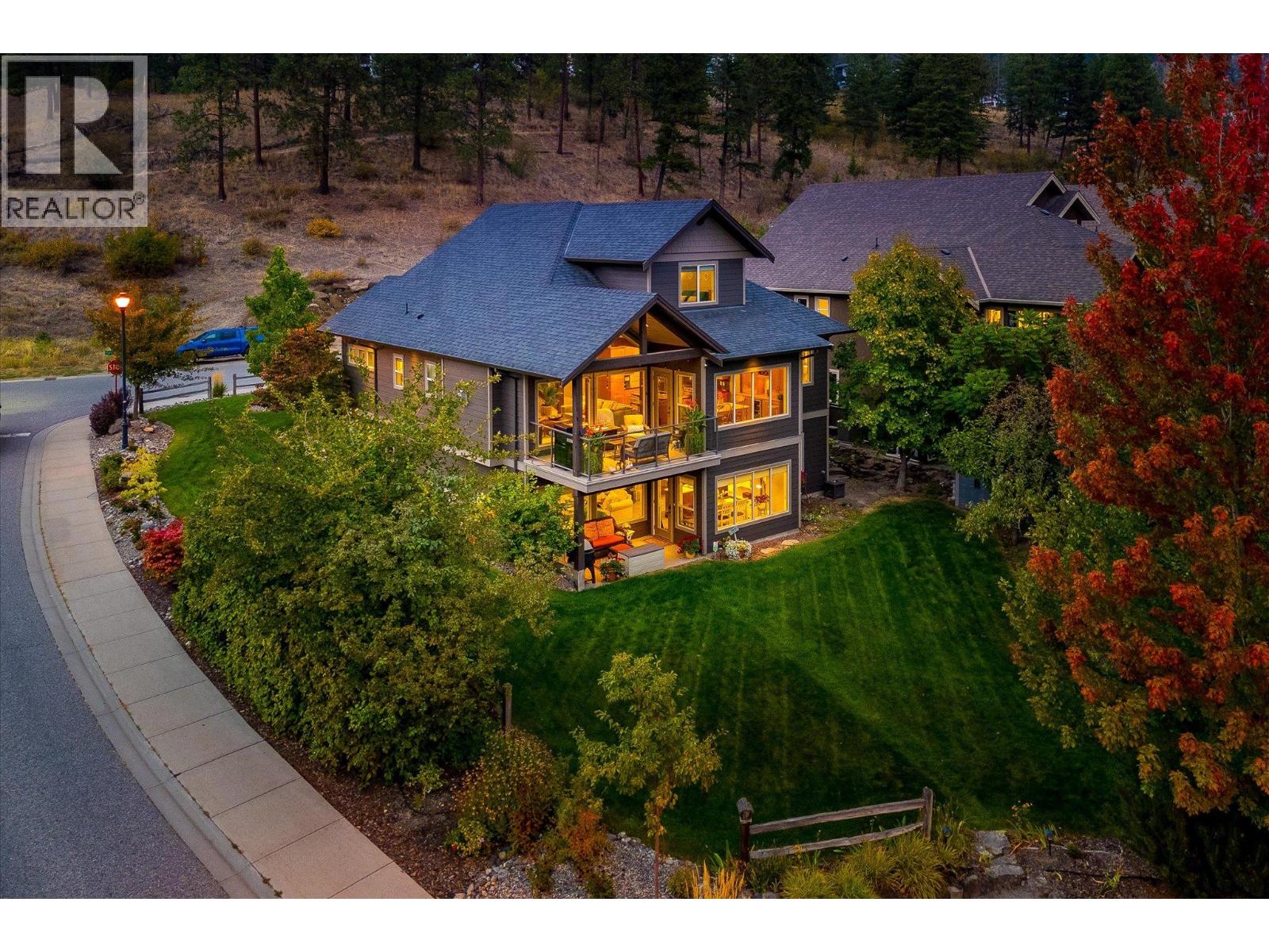  2551 Paramount Drive, West Kelowna