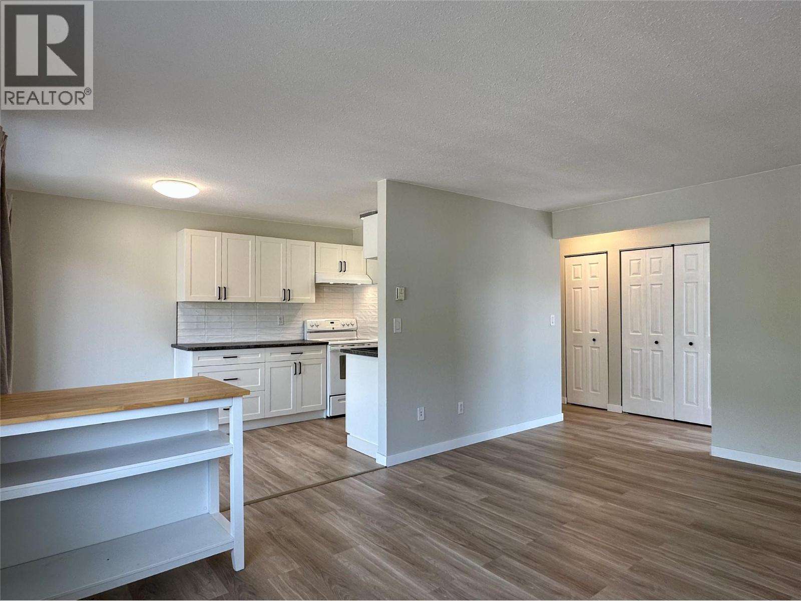 215 3505 38 Street, Vernon
