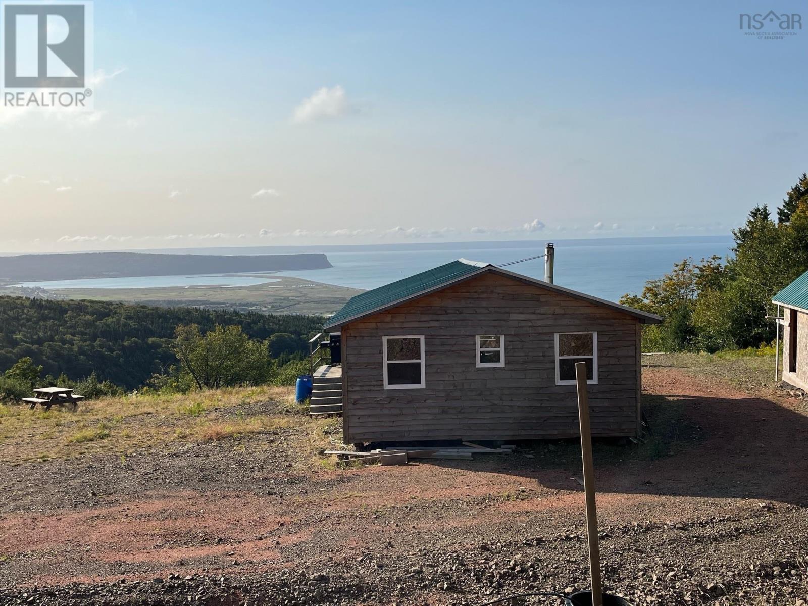 Property 14 of 33 of 629 Eatonville Road