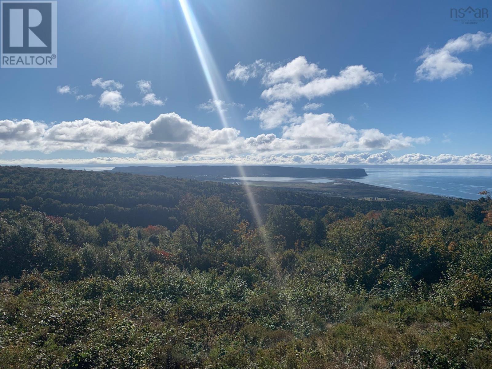 Property 18 of 33 of 629 Eatonville Road