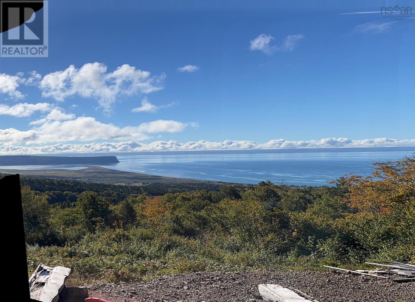 Property 27 of 33 of 629 Eatonville Road