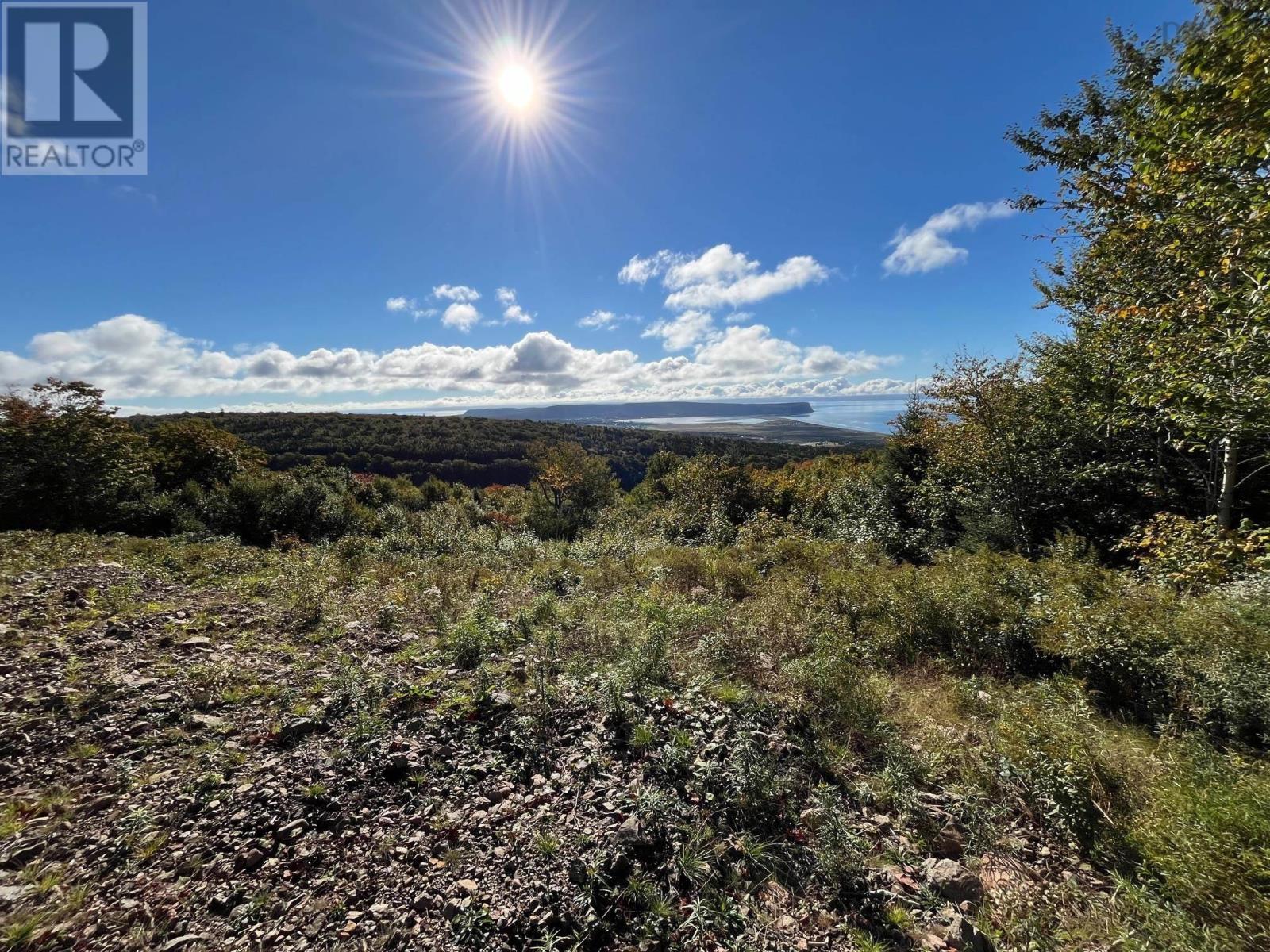 Property 29 of 33 of 629 Eatonville Road