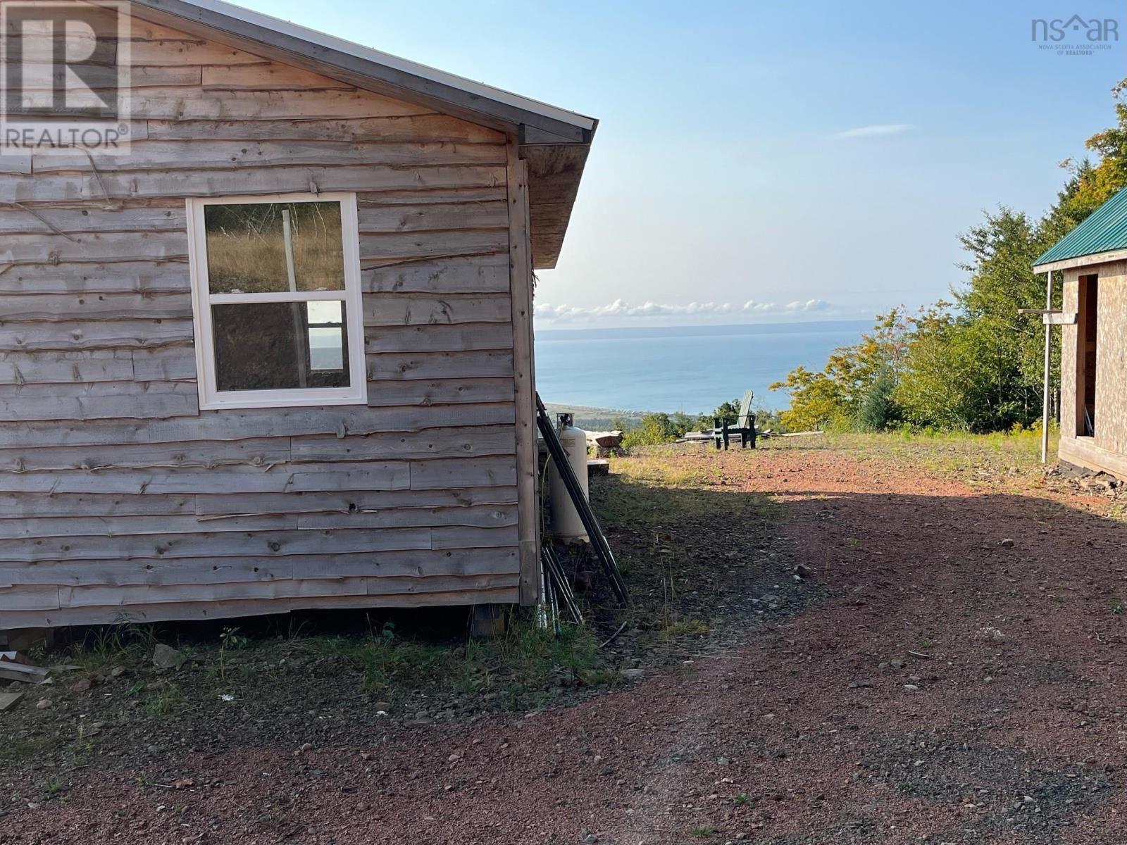 Property 9 of 33 of 629 Eatonville Road