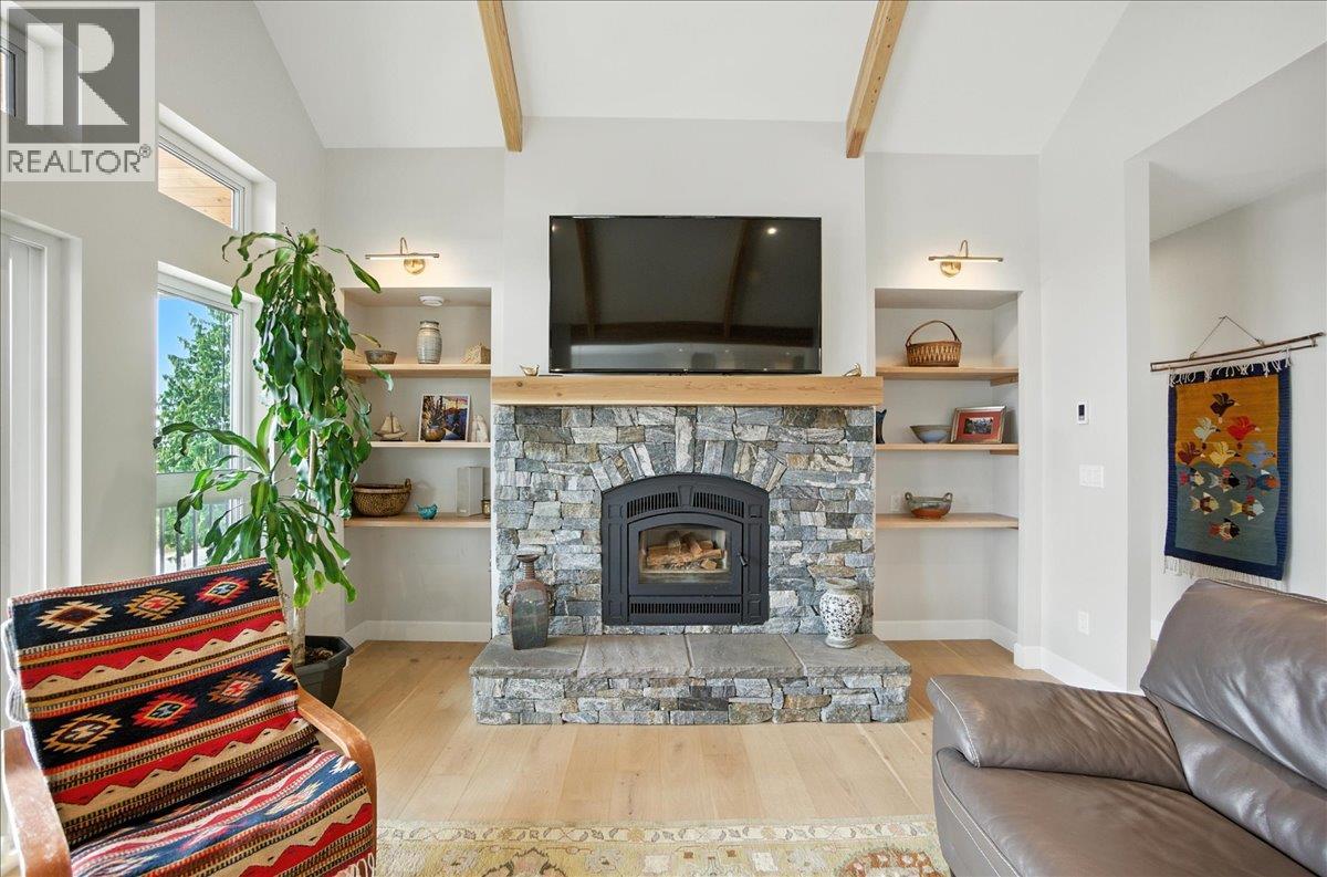 320 Mountain View Drive, Nelson