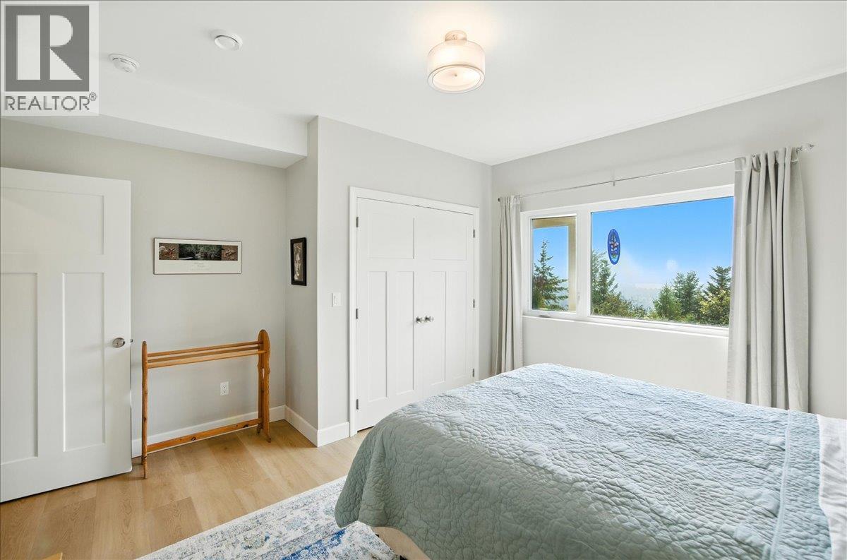 320 Mountain View Drive, Nelson