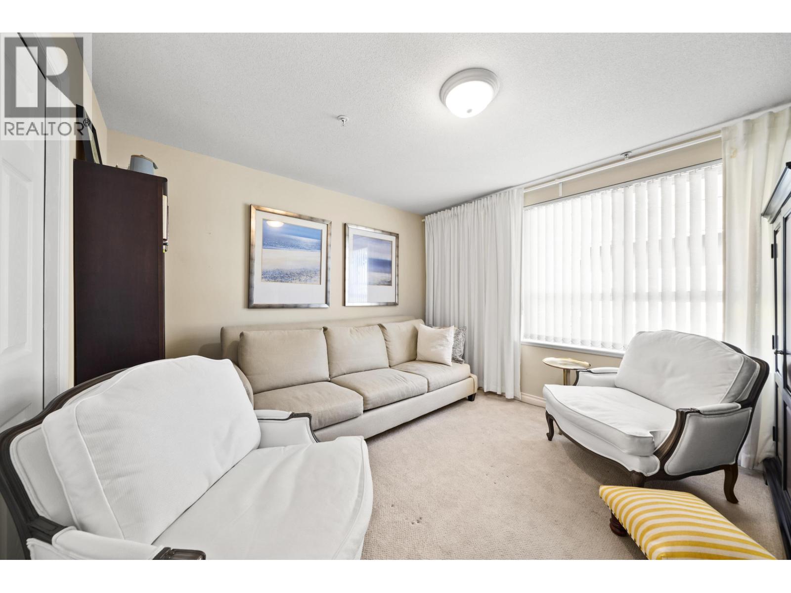 #204-1250 55 Street, Delta