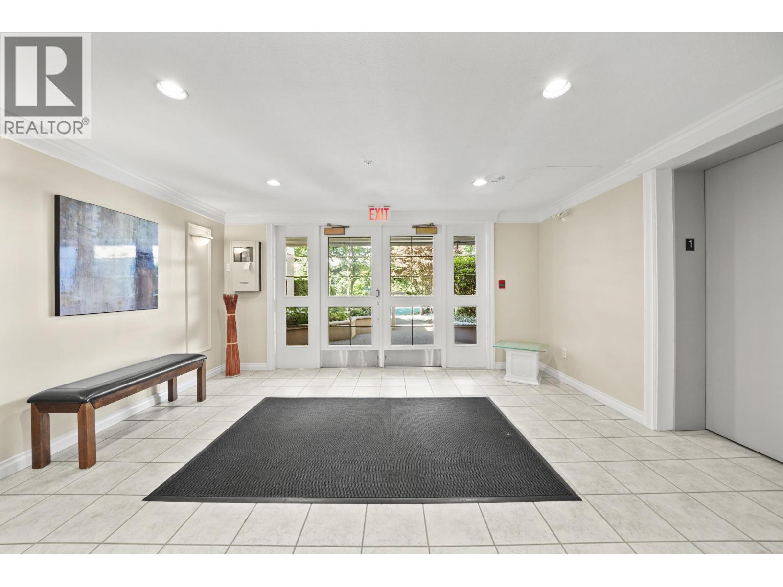 #204-1250 55 Street, Delta