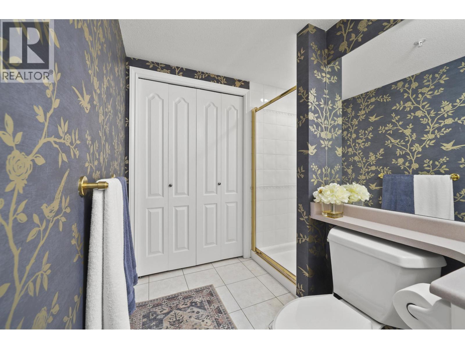#204-1250 55 Street, Delta