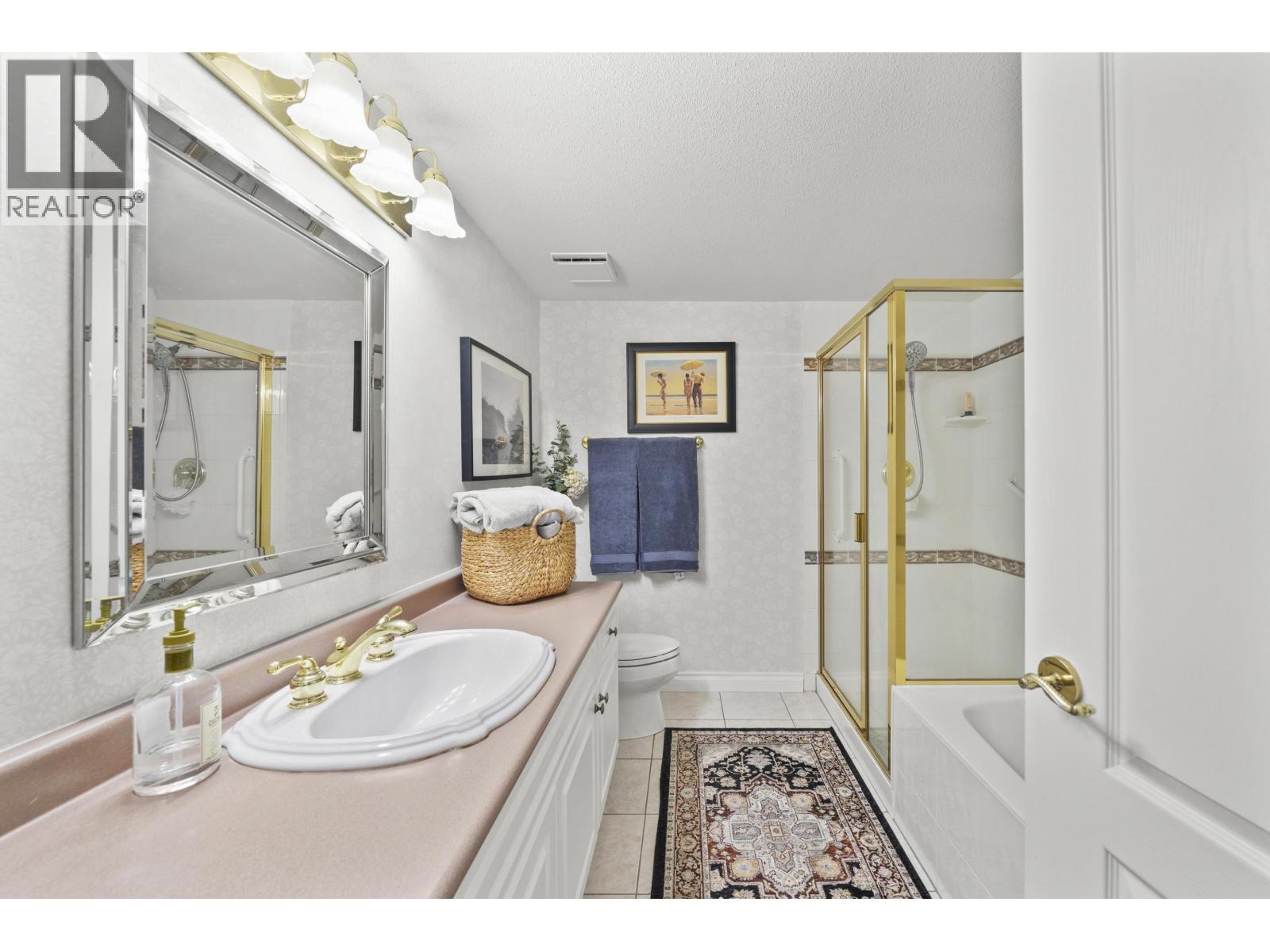 #204-1250 55 Street, Delta
