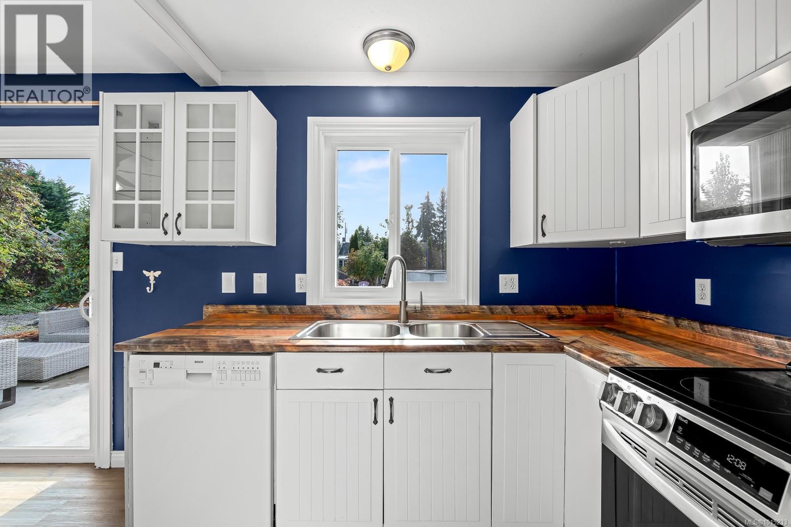 2391 Tull Ave, Courtenay