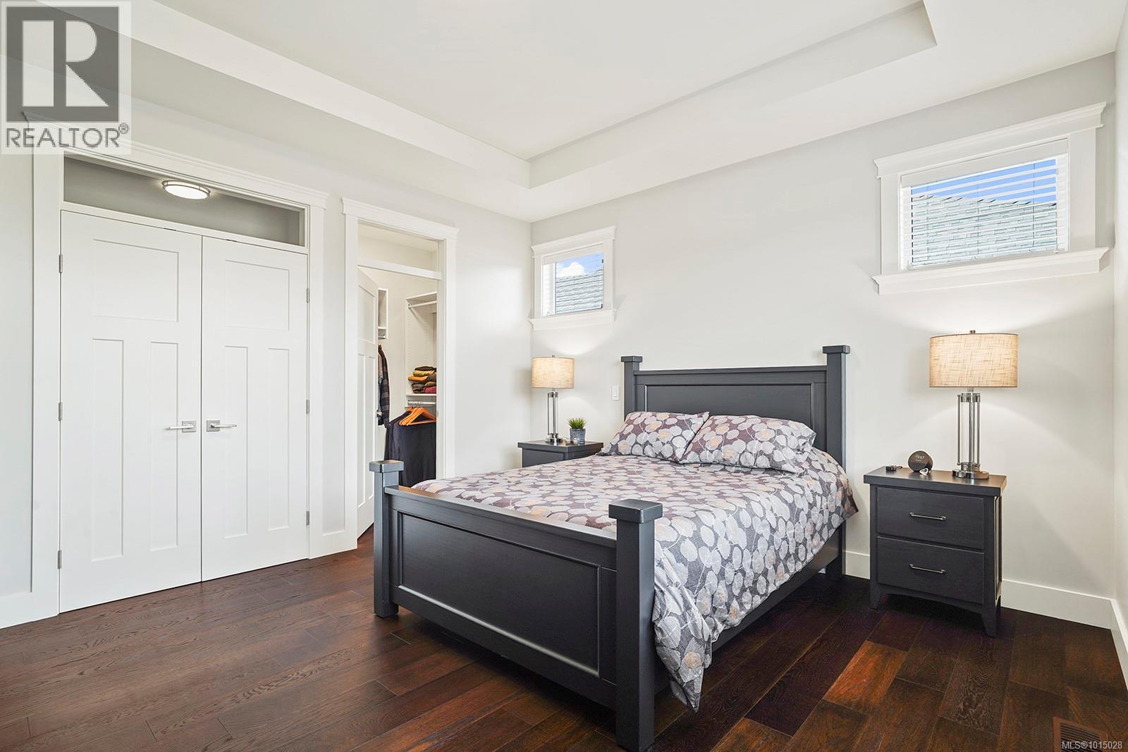 436 Ridgefield Dr, Parksville