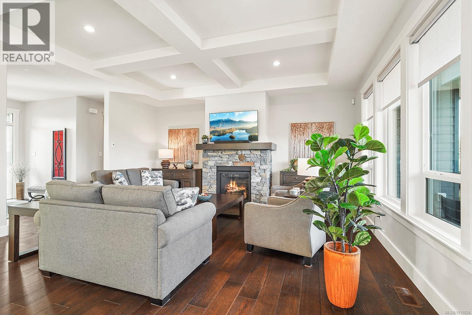 436 Ridgefield Dr, Parksville