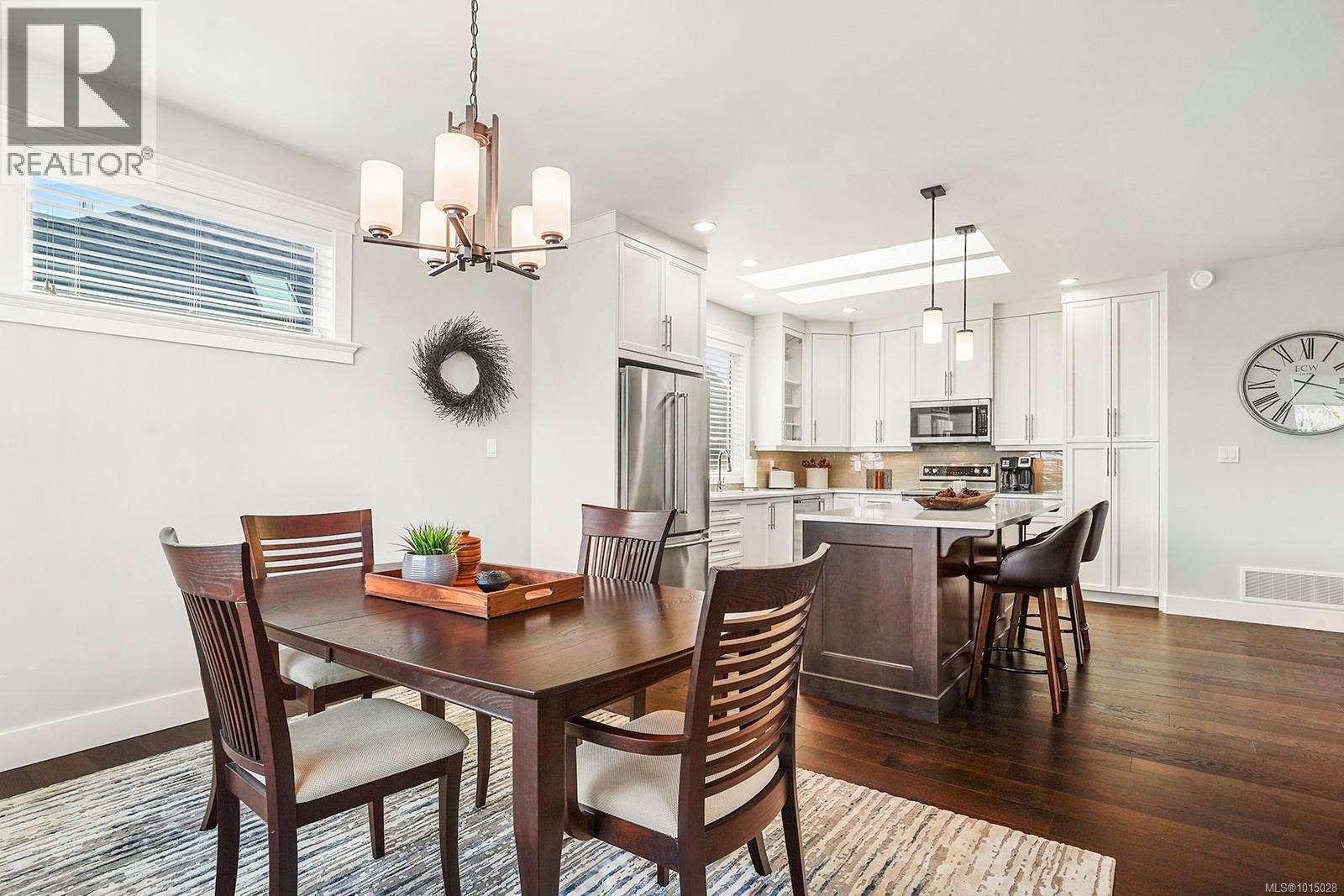 436 Ridgefield Dr, Parksville