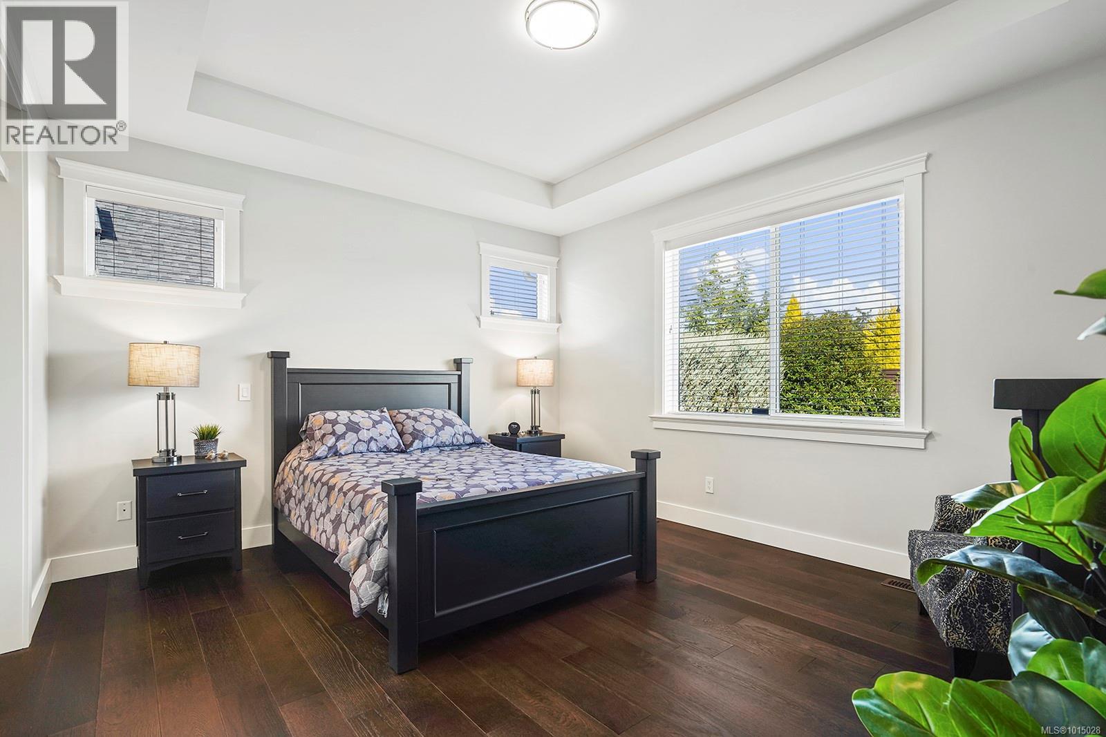 436 Ridgefield Dr, Parksville
