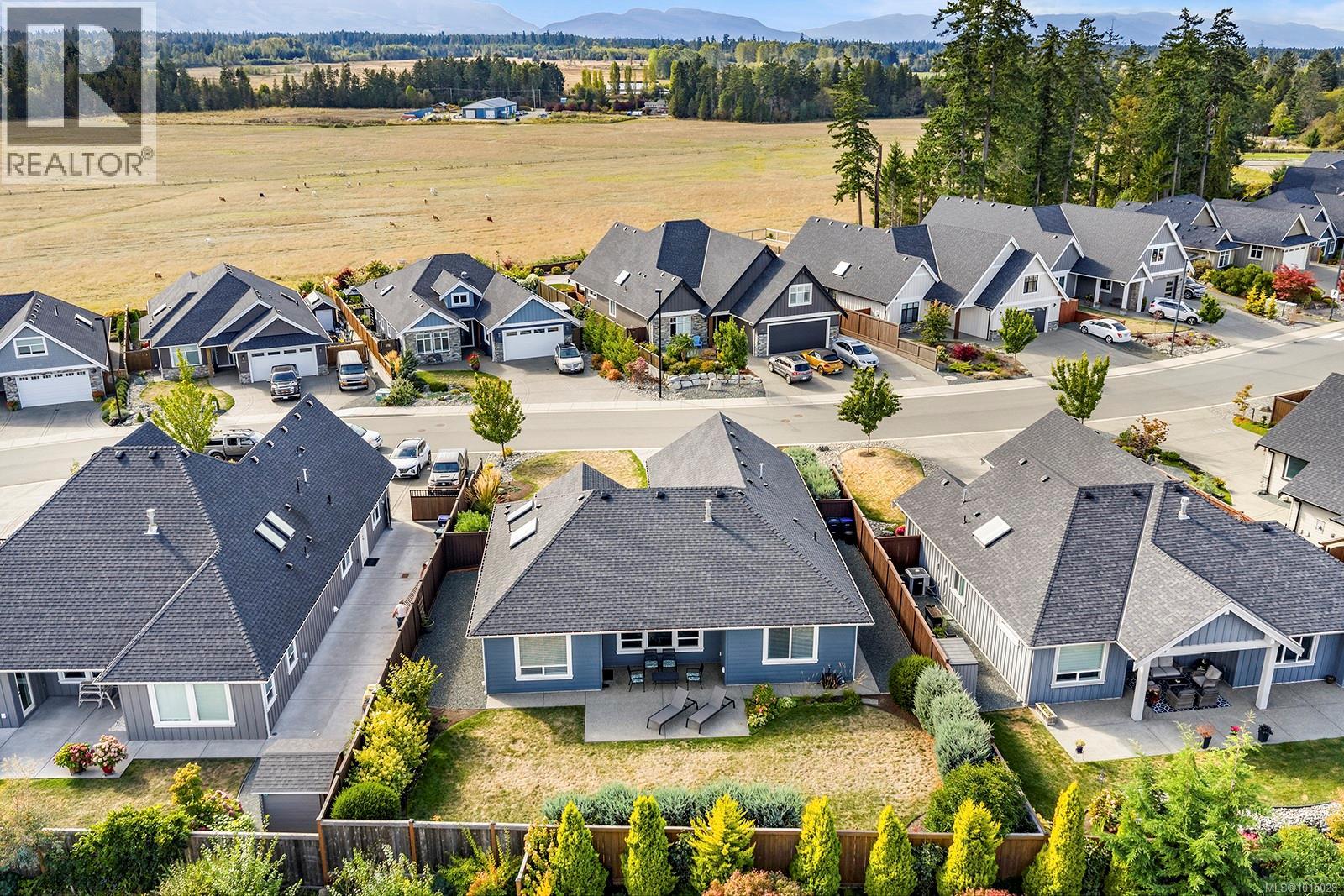 436 Ridgefield Dr, Parksville