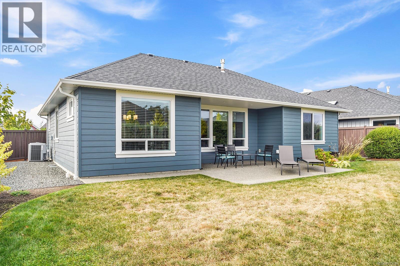 436 Ridgefield Dr, Parksville