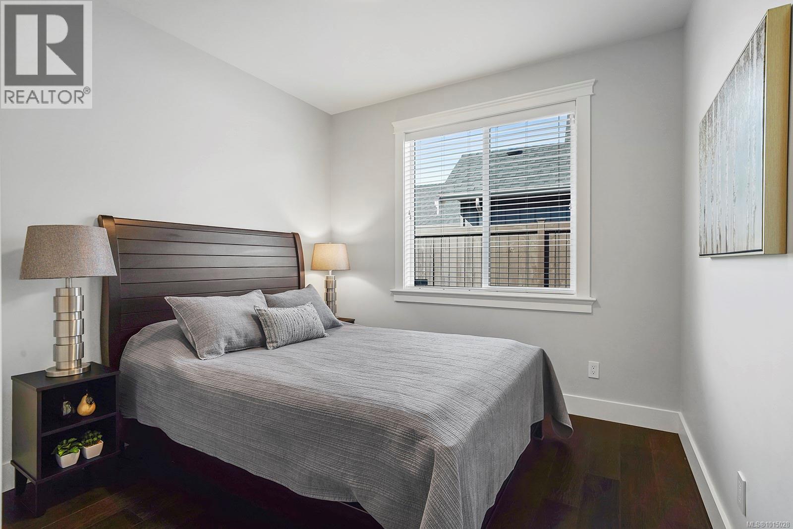 436 Ridgefield Dr, Parksville