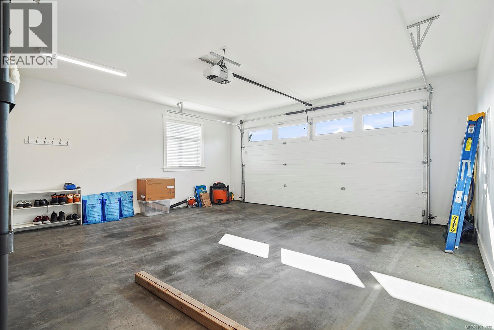 436 Ridgefield Dr, Parksville