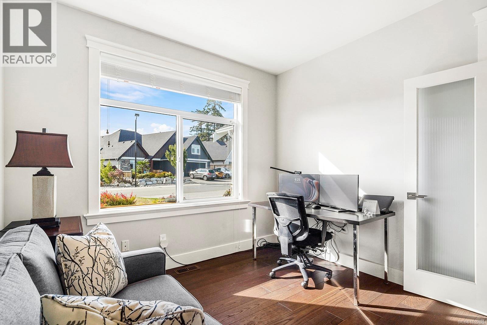 436 Ridgefield Dr, Parksville