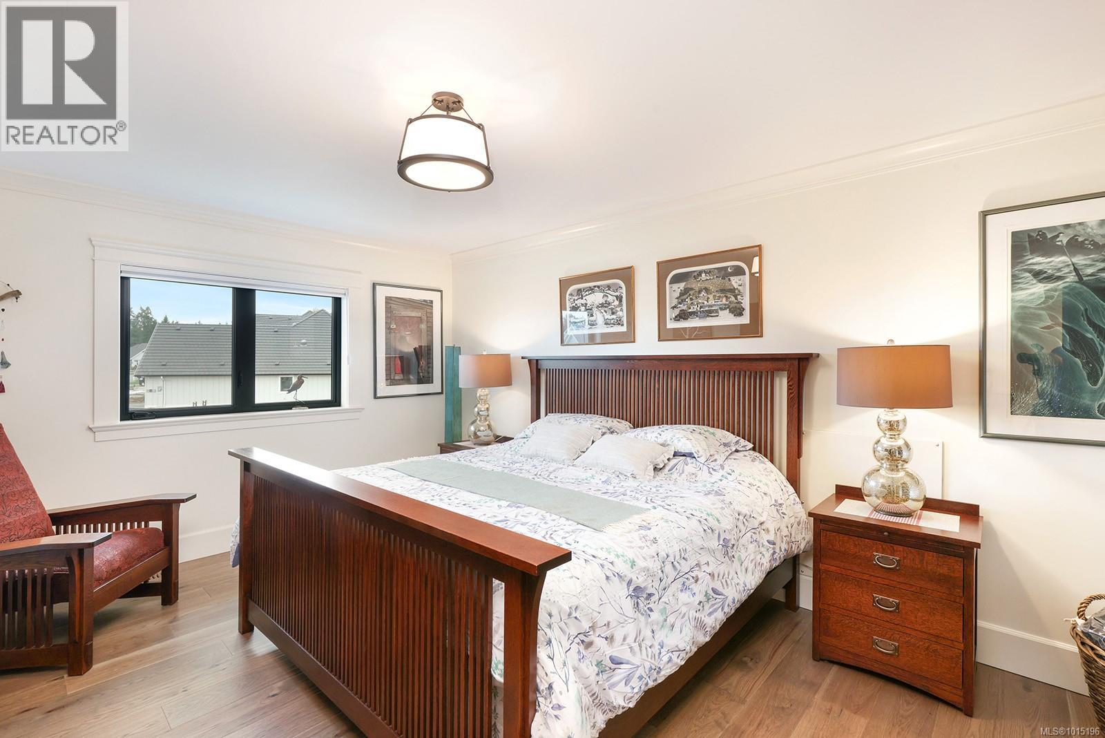 3227 Winchester Ave, Courtenay