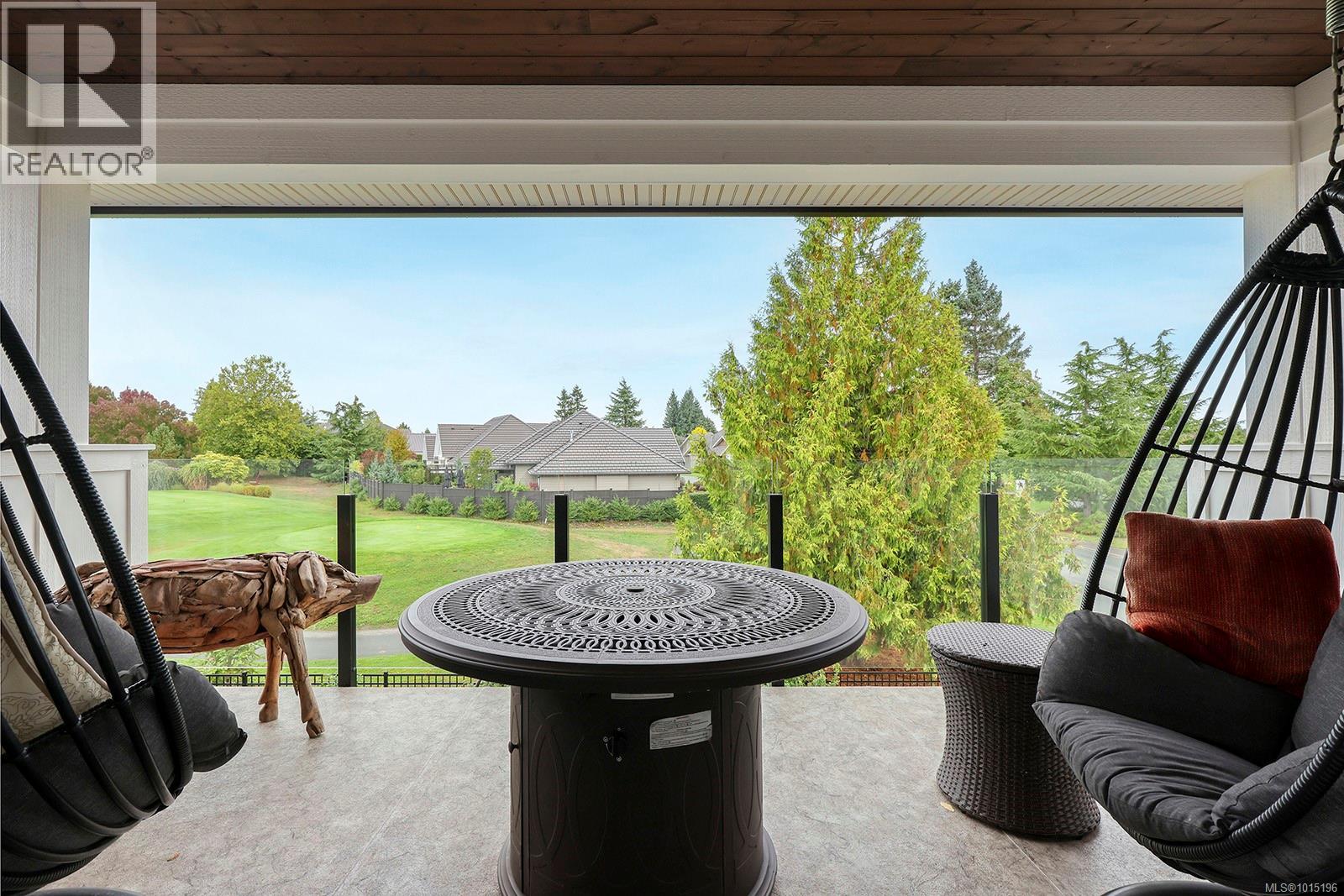 3227 Winchester Ave, Courtenay