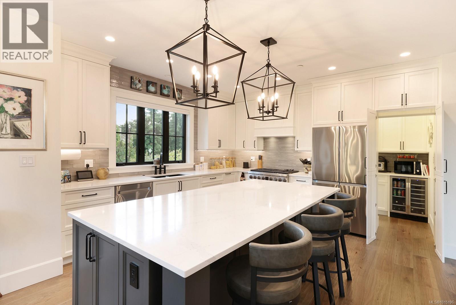 3227 Winchester Ave, Courtenay