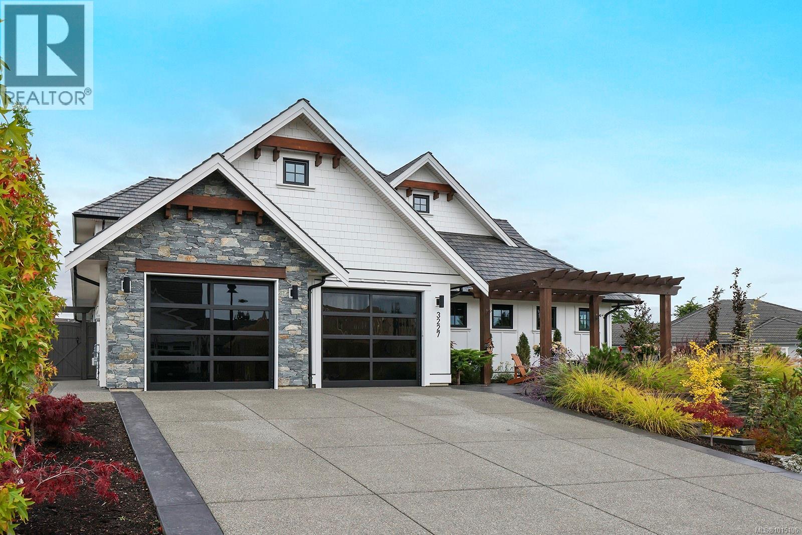 3227 Winchester Ave, Courtenay
