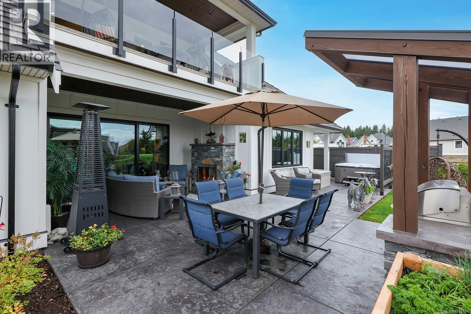3227 Winchester Ave, Courtenay