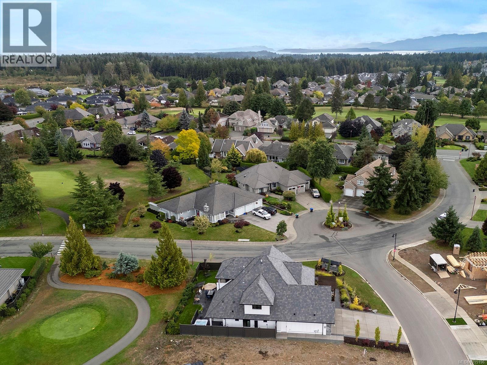 3227 Winchester Ave, Courtenay