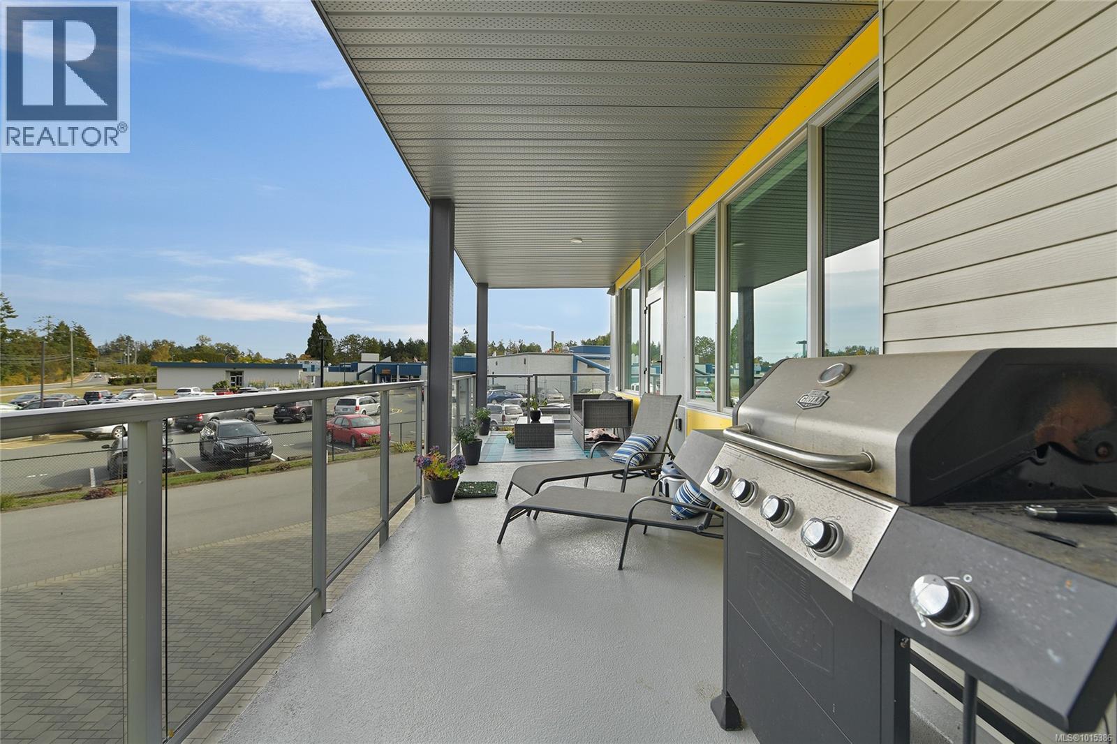 206 10660 McDonald Park Road, North Saanich