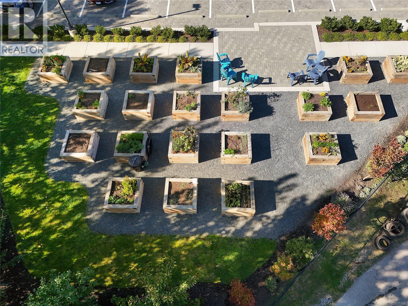 206 10660 McDonald Park Road, North Saanich