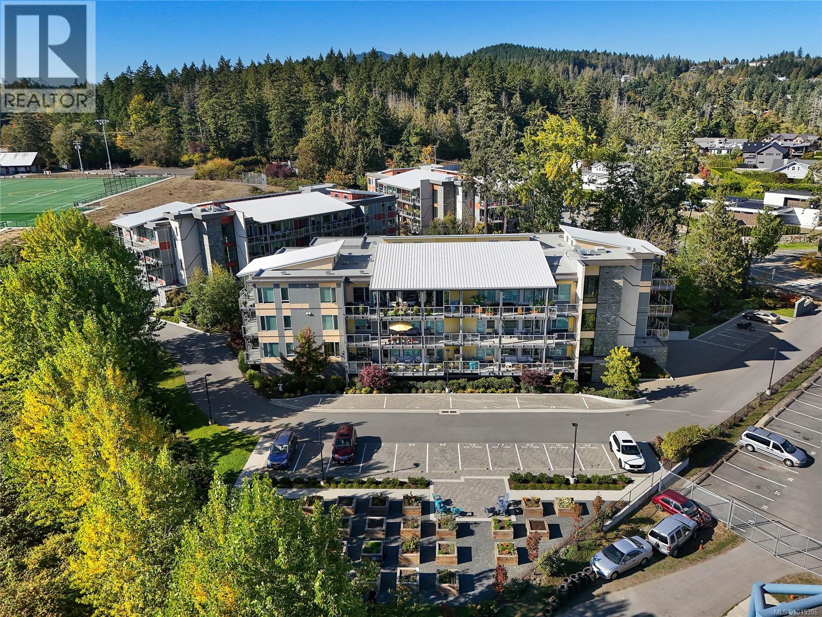 206 10660 McDonald Park Road, North Saanich