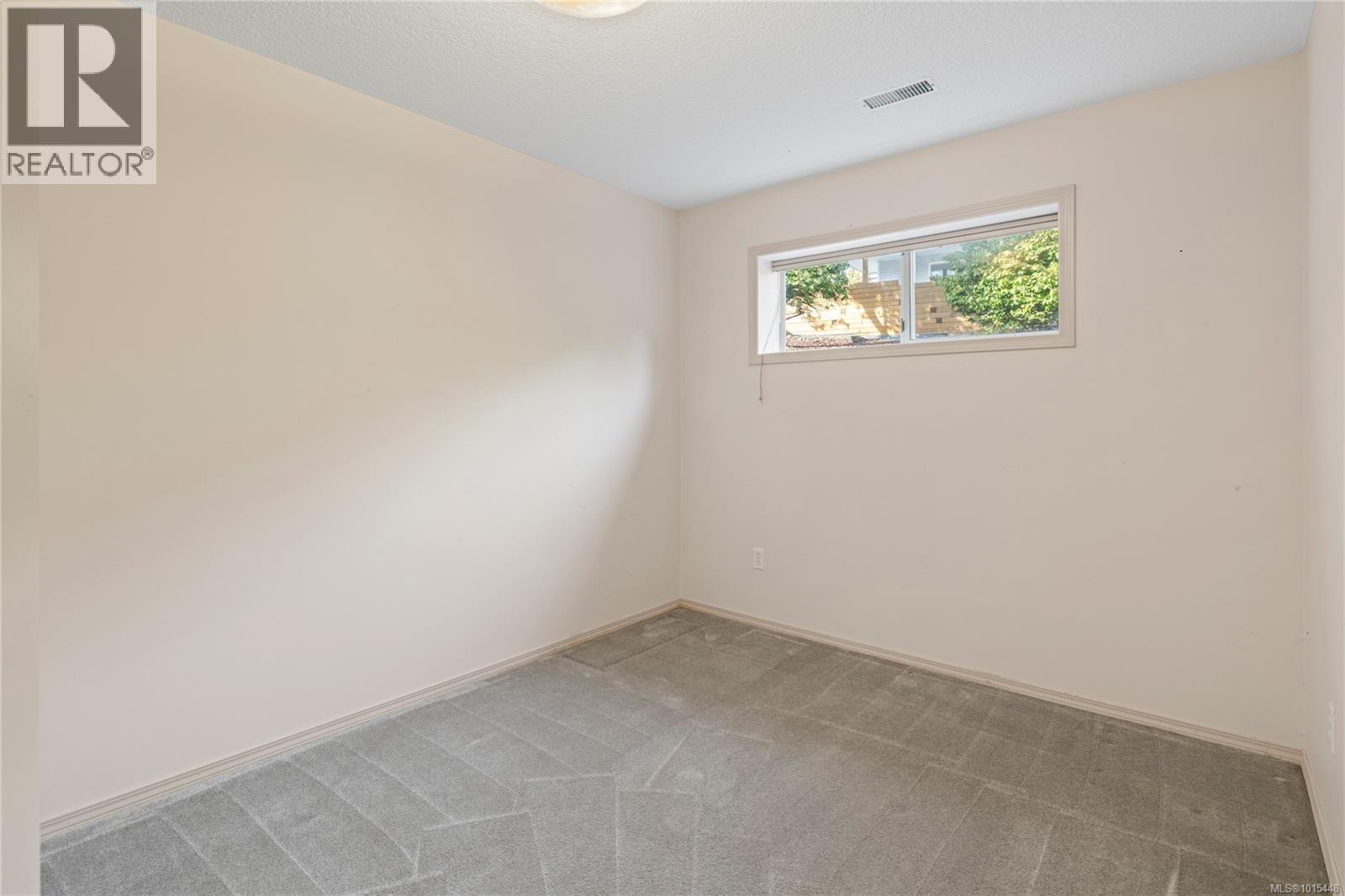 1454 Rose Ann Dr, Nanaimo