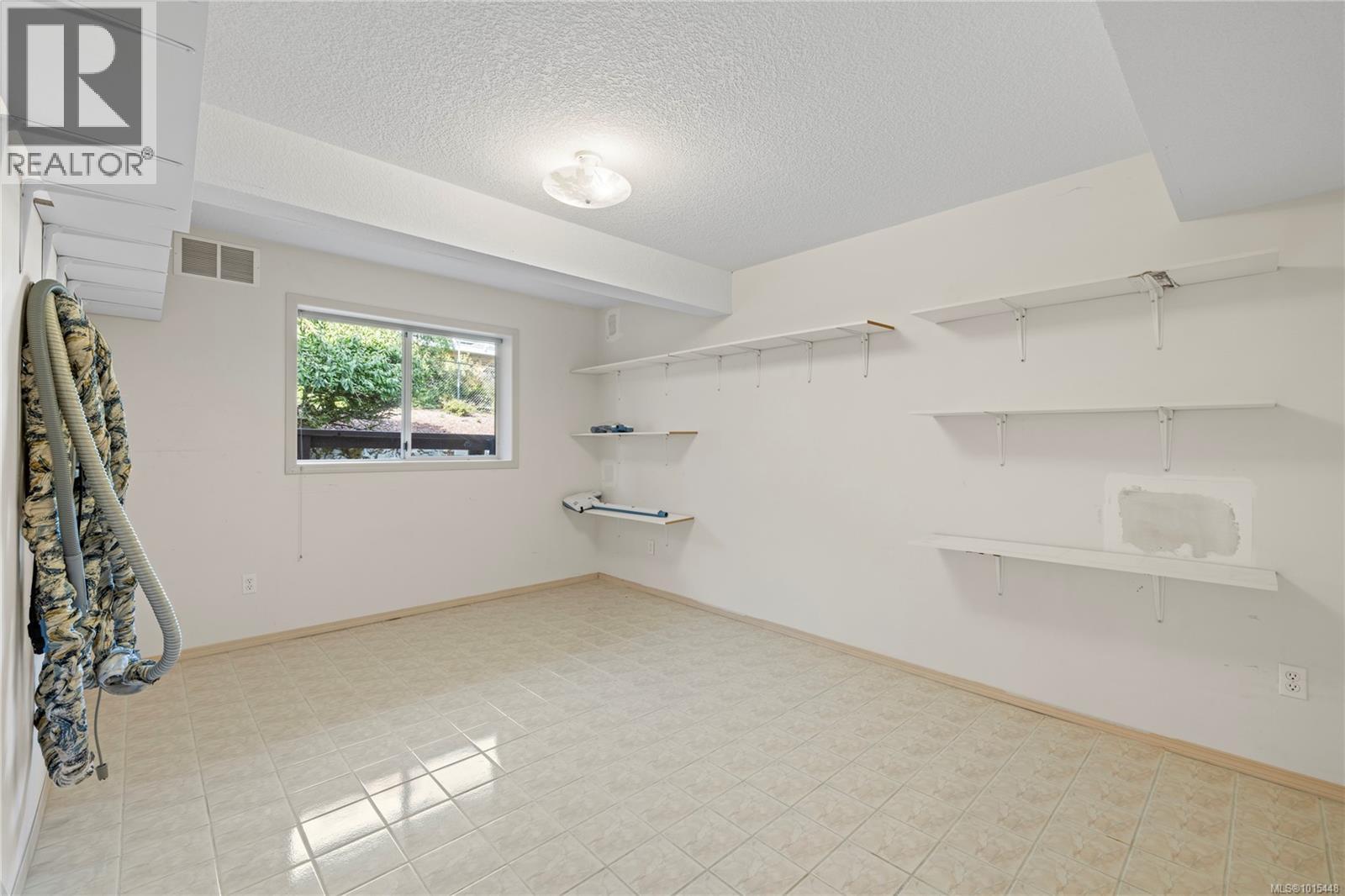 1454 Rose Ann Dr, Nanaimo