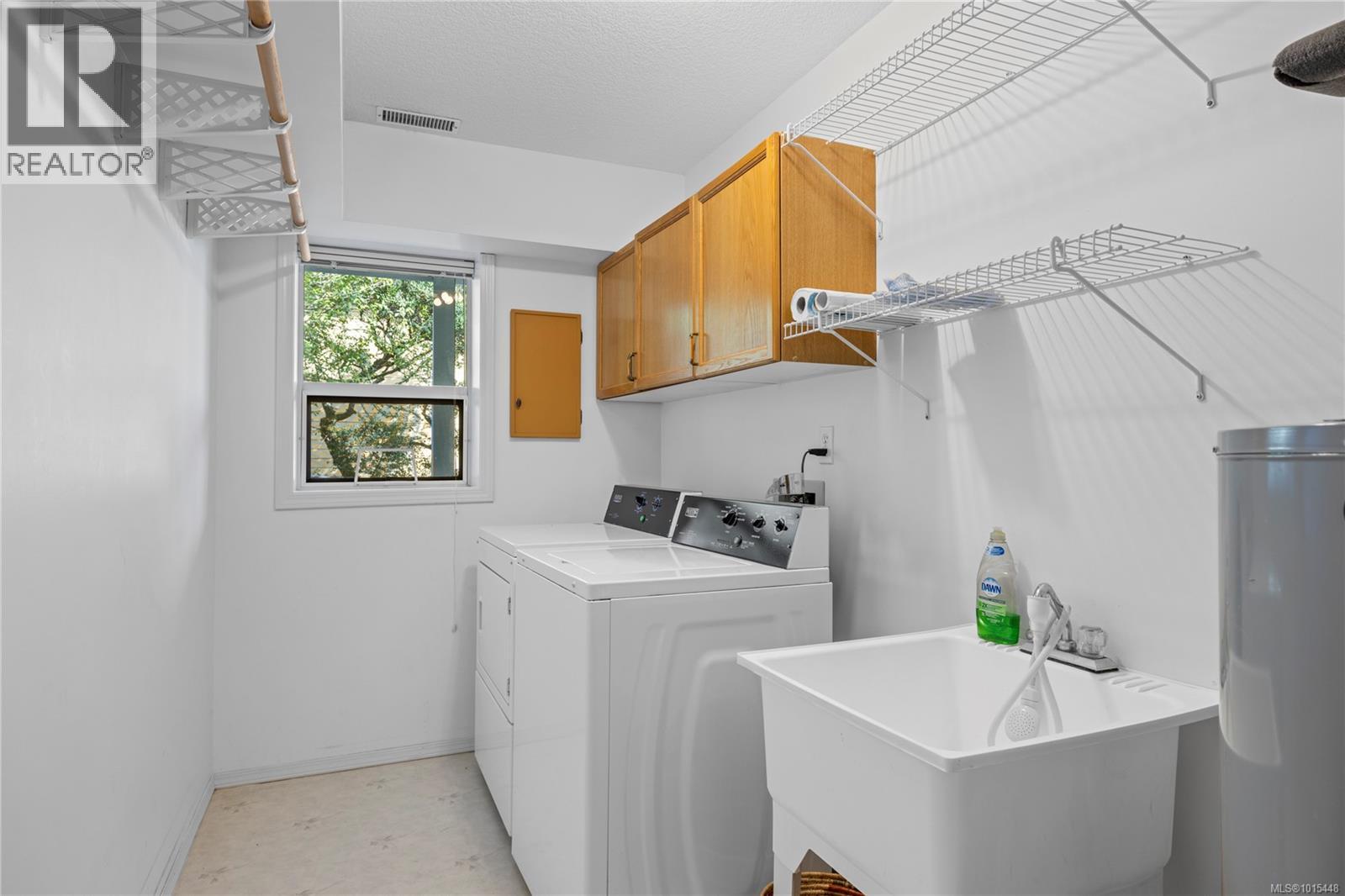 1454 Rose Ann Dr, Nanaimo