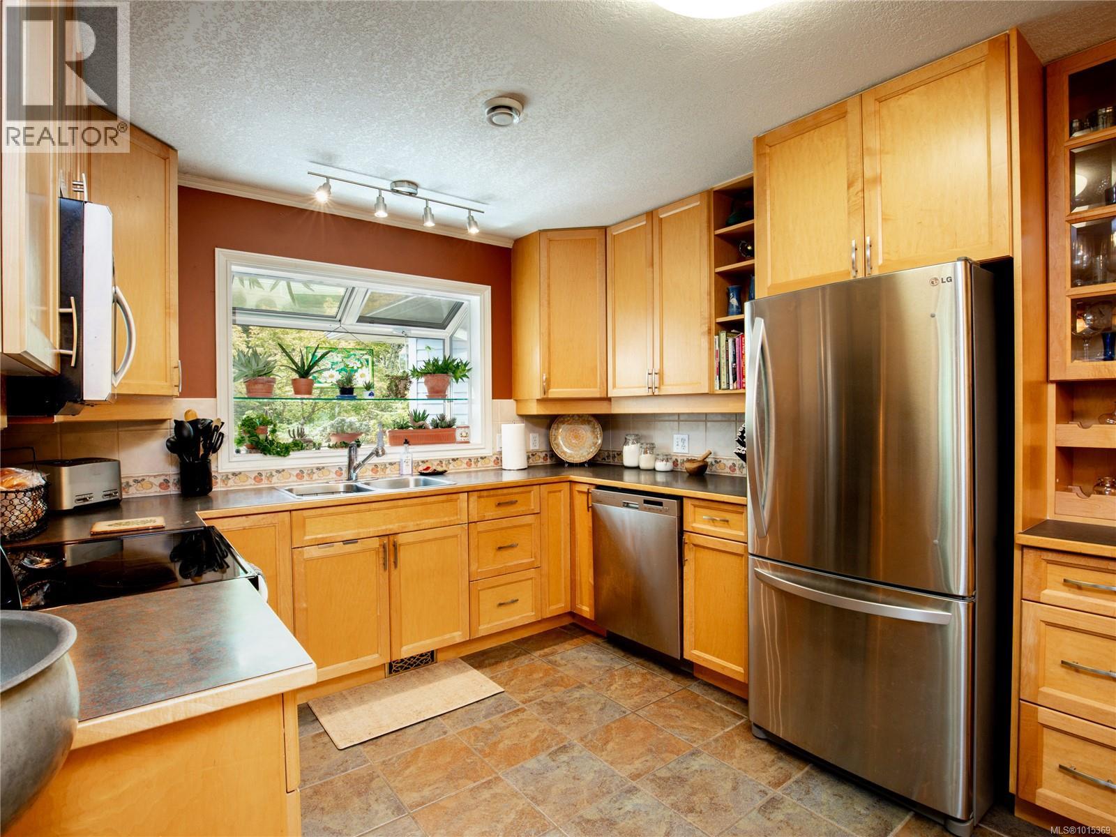 1554 Shaldor Pl, Nanaimo