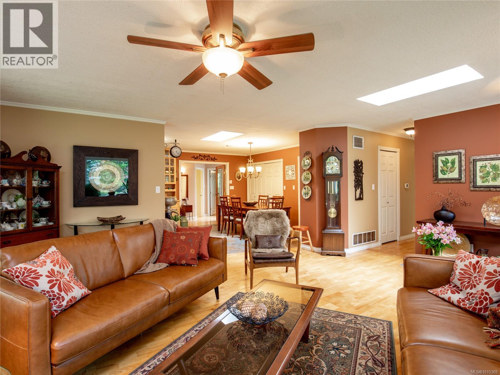 1554 Shaldor Pl, Nanaimo